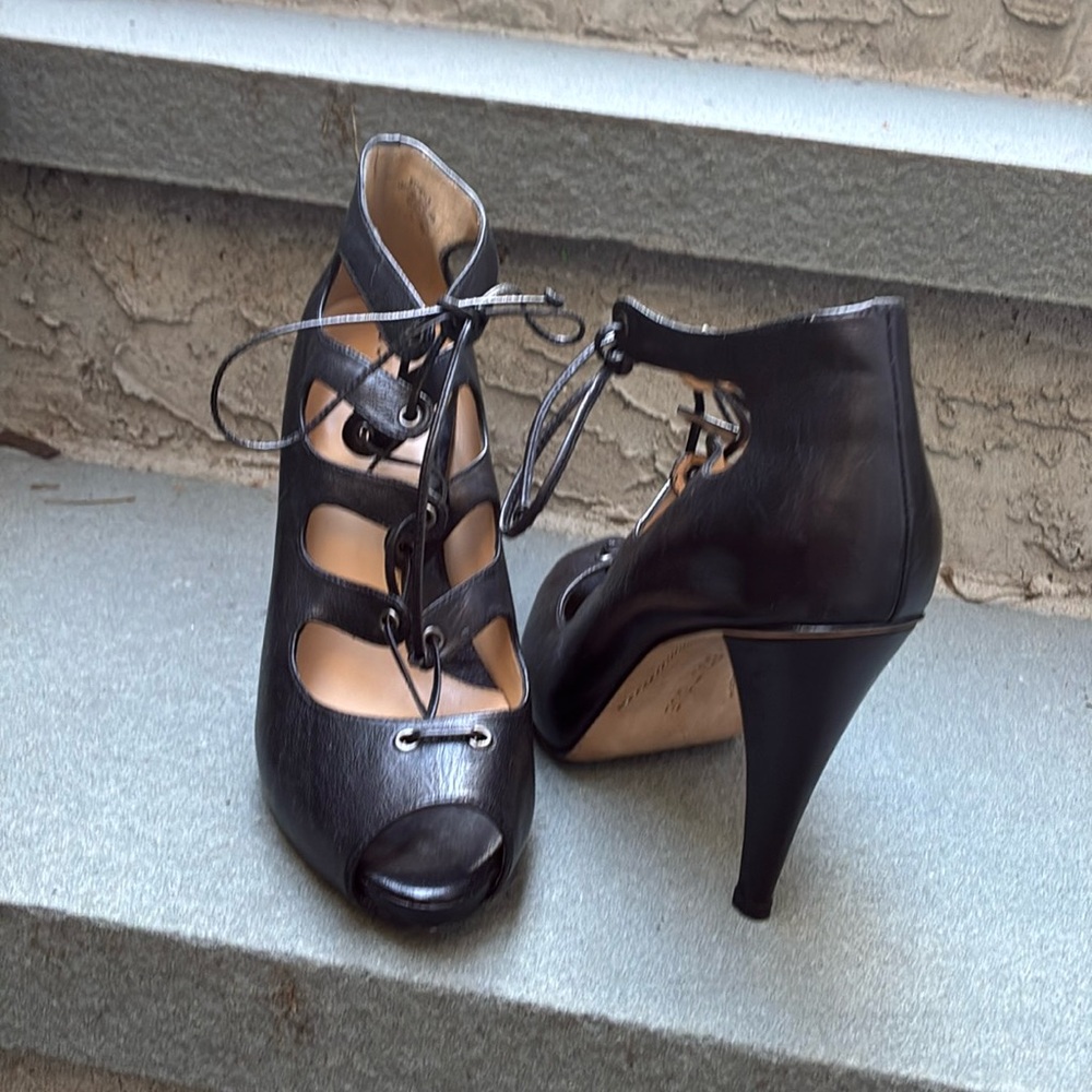 Black Buttery Soft  4” Heel Leather Peep-Toe Lace-Up Rockabilly Punk Sz 8 Sexy